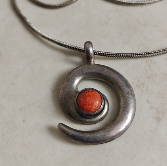 Leonard Maloney Navajo Modernist Sterling LM Pendant w/Coral - Picture 16 of 16